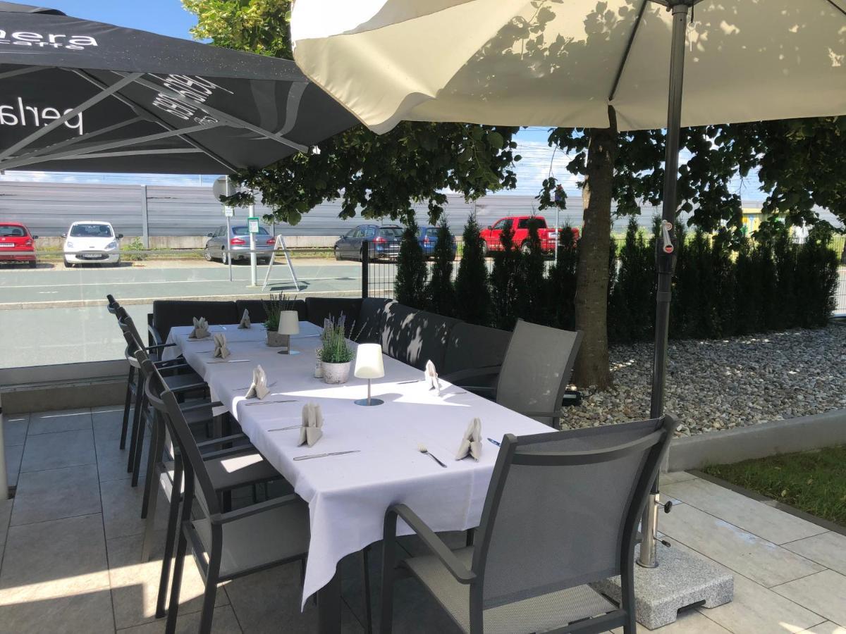 Hotel Restaurant Meyer Kalsdorf bei Graz Zewnętrze zdjęcie