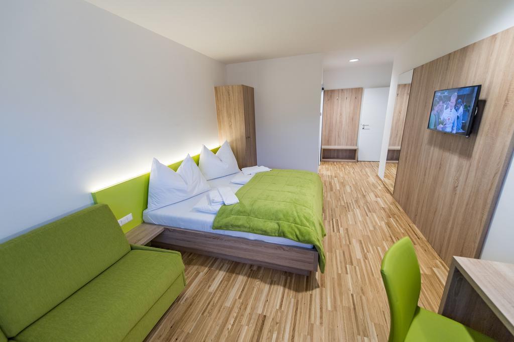 Hotel Restaurant Meyer Kalsdorf bei Graz Zewnętrze zdjęcie