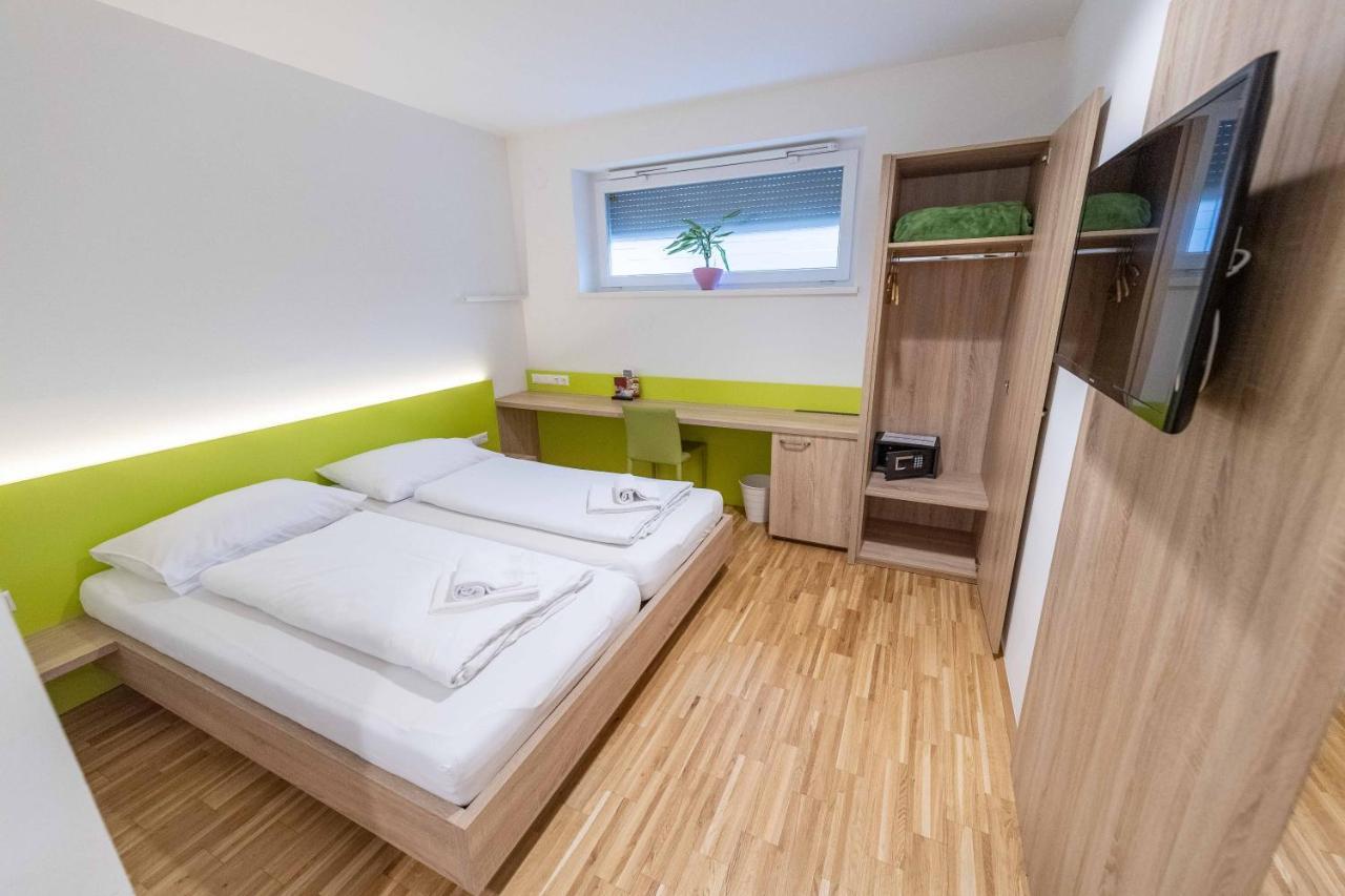 Hotel Restaurant Meyer Kalsdorf bei Graz Zewnętrze zdjęcie